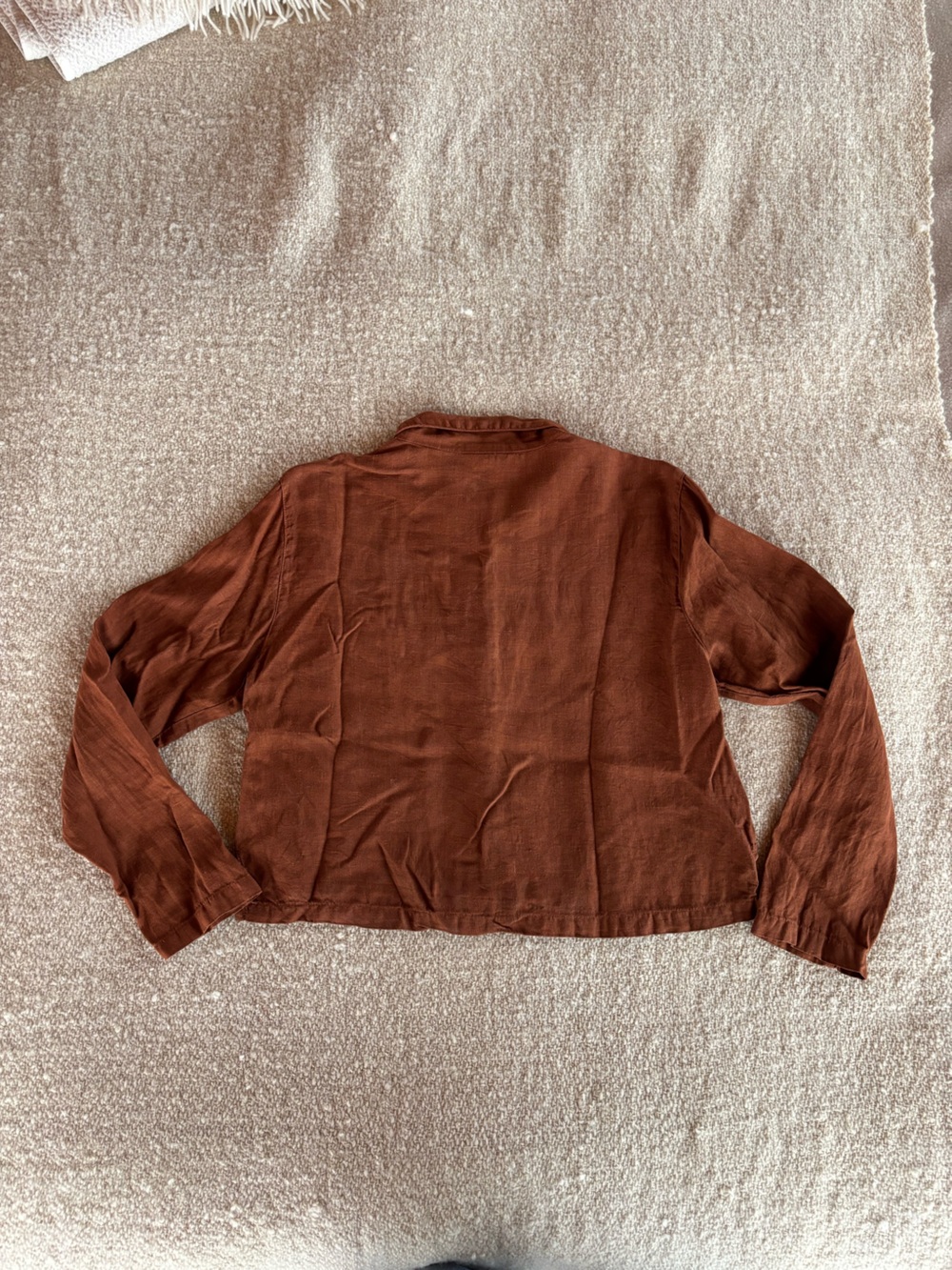 Vintage Cropped Linen Button Down - Picture 4 of 6